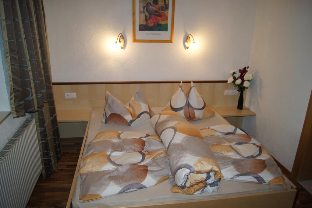 Familienferienhaus Florentine Längenfeld Zewnętrze zdjęcie