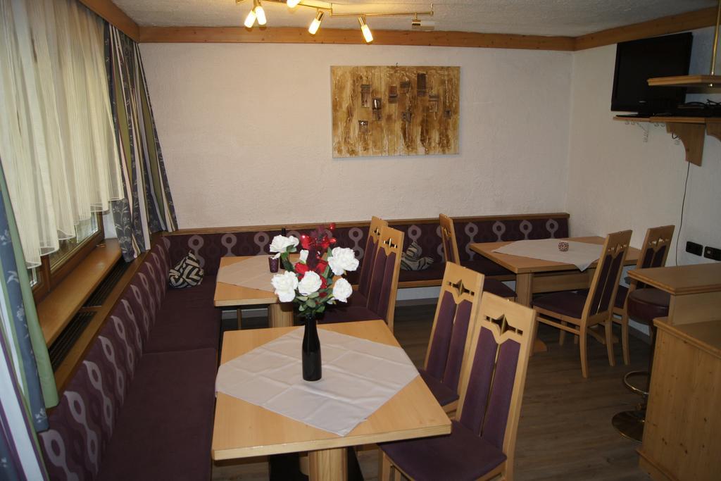 Familienferienhaus Florentine Längenfeld Zewnętrze zdjęcie